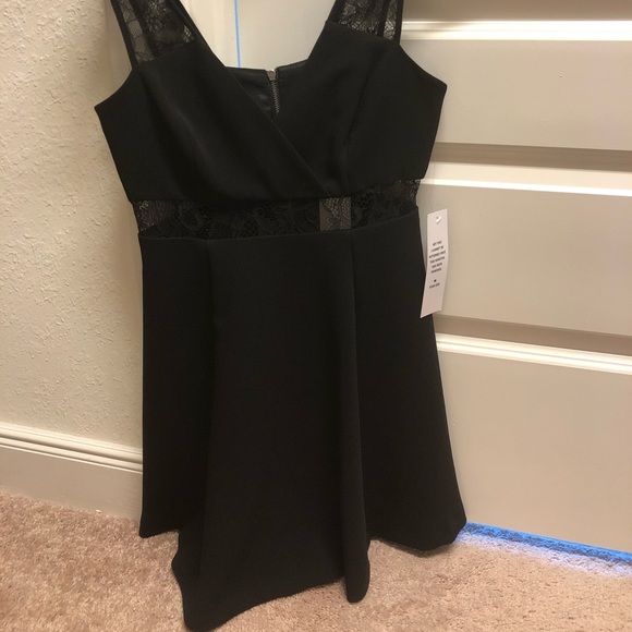 Dress - Picture 3 of 5